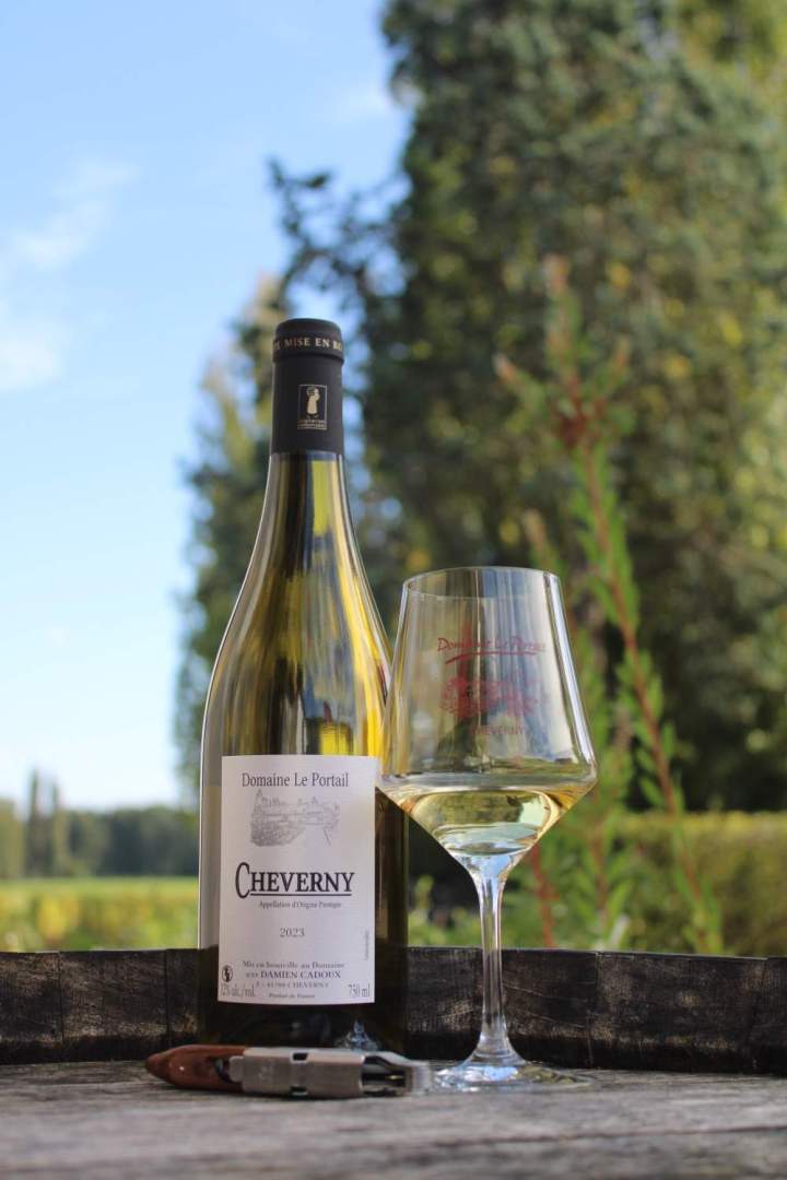 <p>Vin AOC Cheverny, Blois </p>